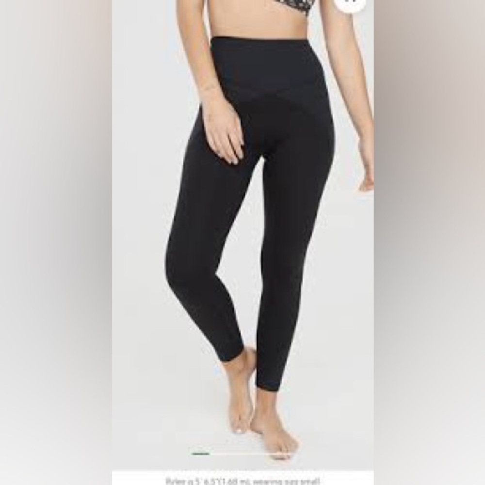 High-Waist Seamless Leggings — Black 643